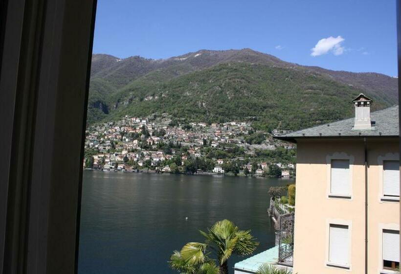 חדר סטנדרטי לשלושה עם נוף, Vapore