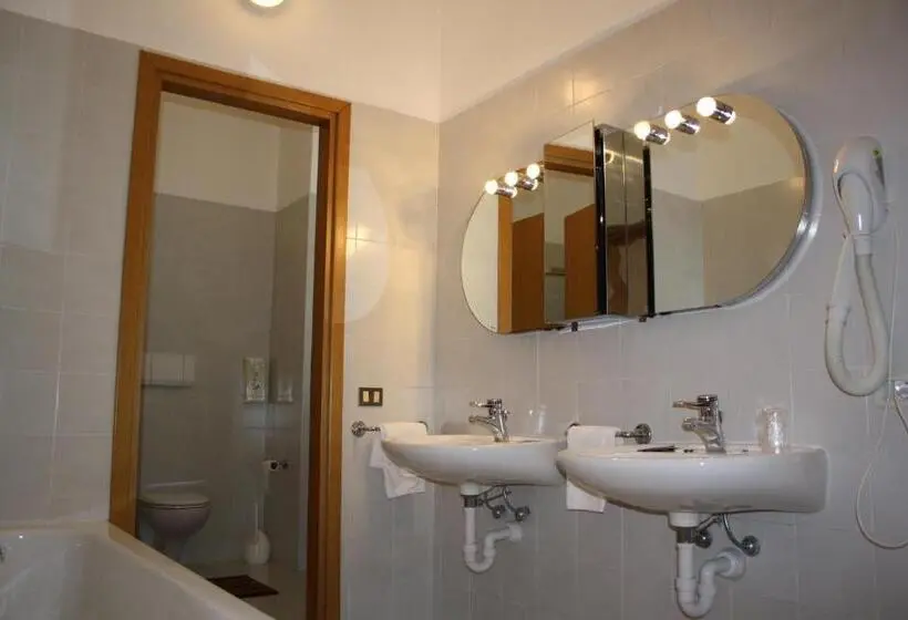 Habitació Quàdruple Estàndard, Vapore