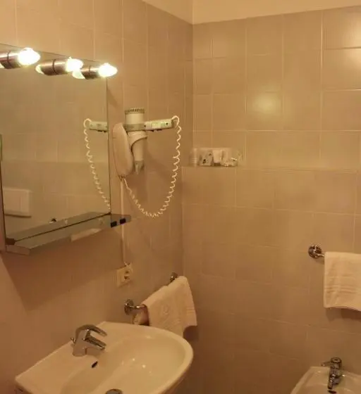 Habitació Triple Estàndard, Vapore