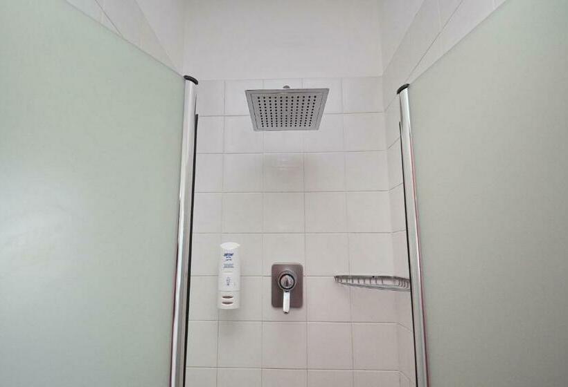 غرفة قياسية فردية, Versailles