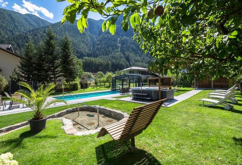 スーペリアールーム, Zur Brücke   Your Home In Heart Of South Tyrol, With Brixencard And Free Parking