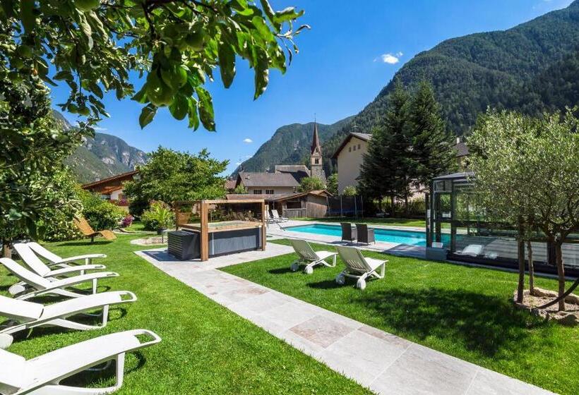 Люкс, Zur Brücke   Your Home In Heart Of South Tyrol, With Brixencard And Free Parking