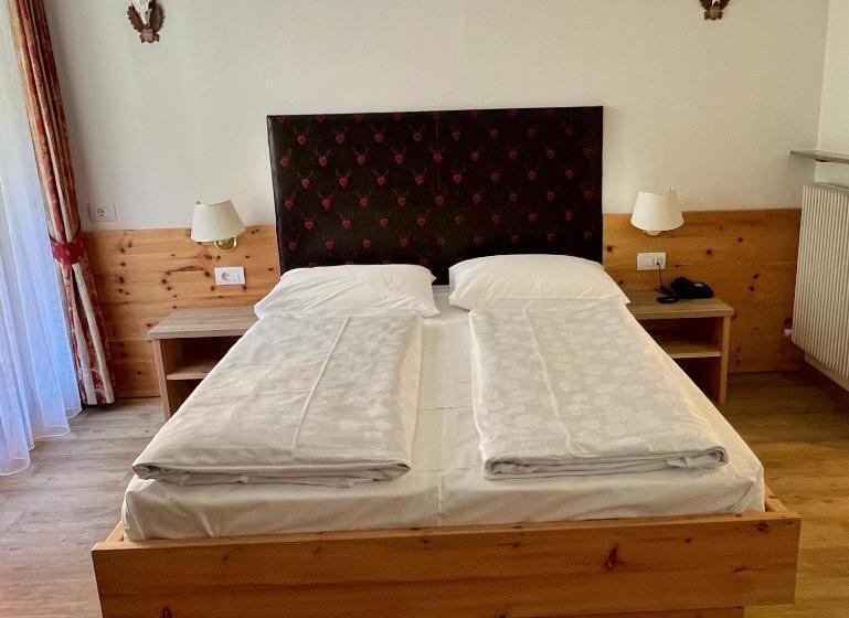 １ベッドルームアパートメント, Zur Brücke   Your Home In Heart Of South Tyrol, With Brixencard And Free Parking