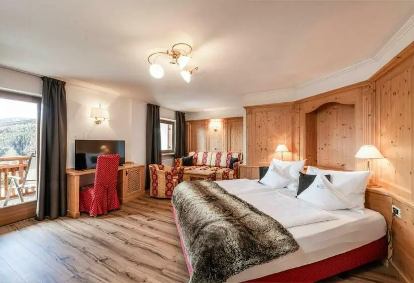 ジュニアスイート, Parkhotel Holzerhof