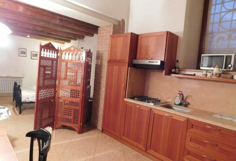 Студио Стандарт с Видом, Residence Villa Vinco