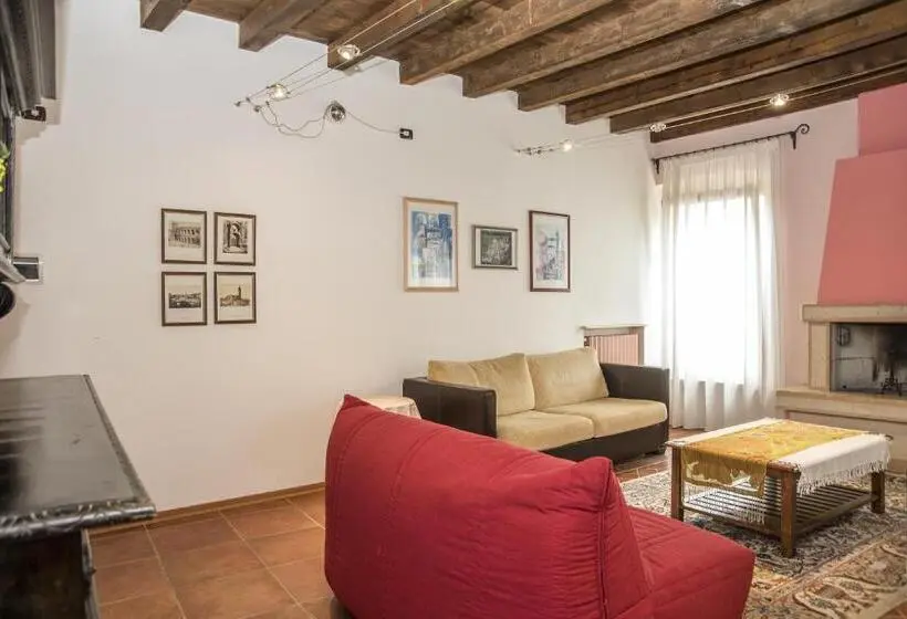 Perhehuoneisto, Residence Villa Vinco