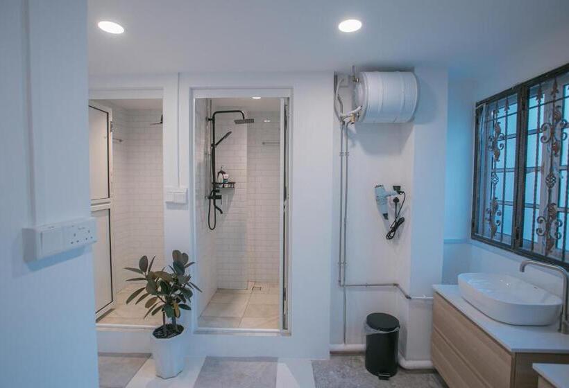 اتاق استاندارد با سرویس بهداشتی مشترک, Bluewaters Collab Quarters