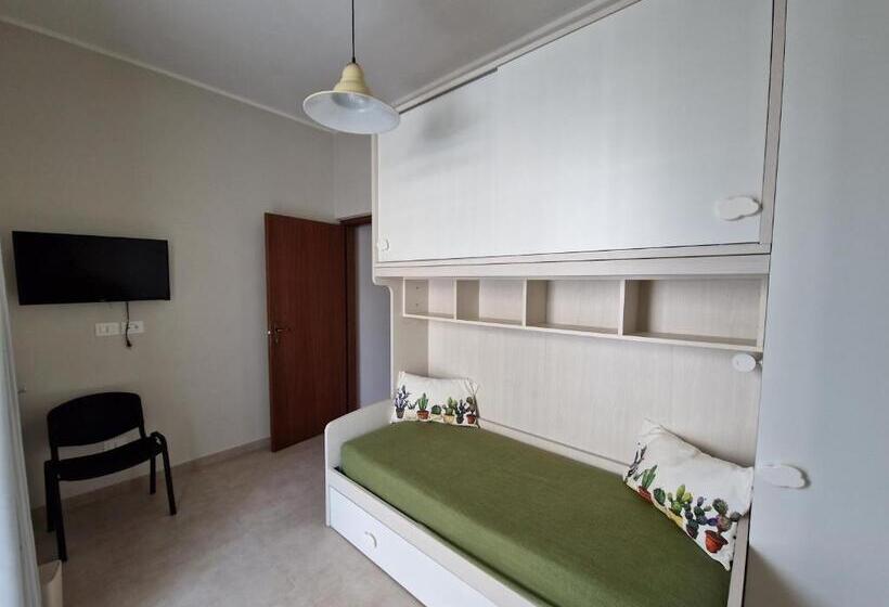 חדר סטנדרט יחיד, B&b Noemi