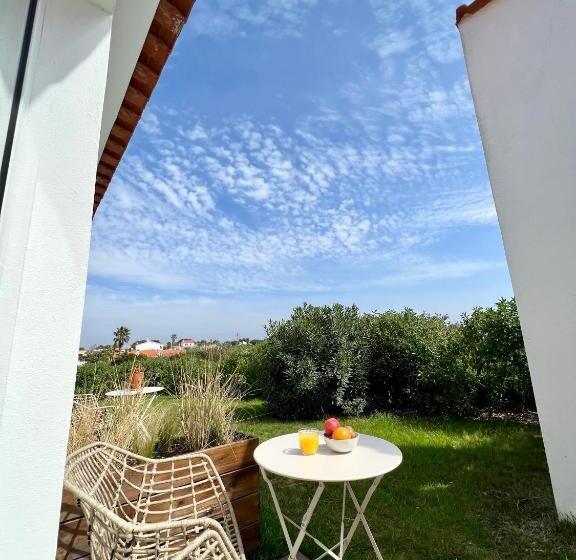 غرفة قياسية مزوَّدة بشُرفة, Sunday Morning Guesthouse