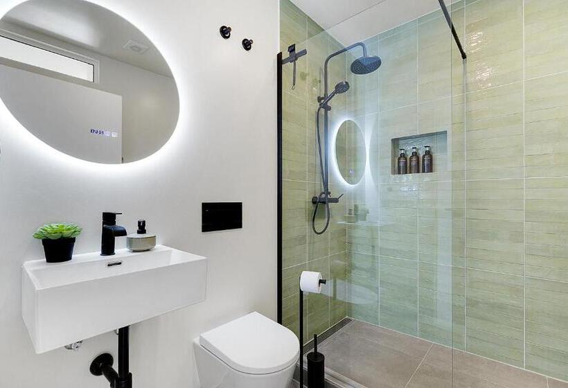 غرفة قياسية سرير كينج, Sunday Morning Guesthouse