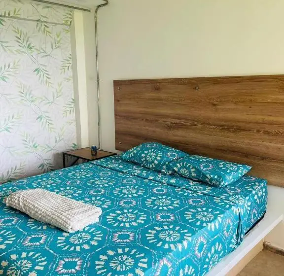 Standard Kolmen Hengen Huone, Tierra Nueva Campestre