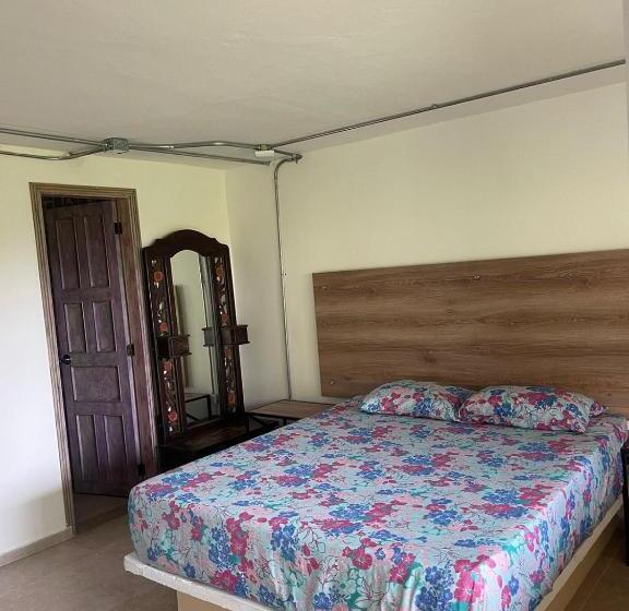 Quarto Triplo Estandar, Tierra Nueva Campestre
