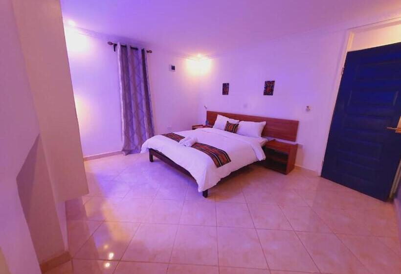 سوئیت با بالکن, Comfort E Suites