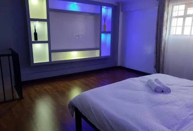 سوییت سوپریور, Comfort E Suites