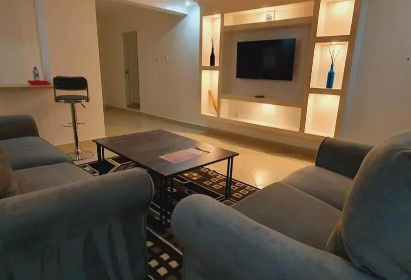 سوئیت 2 خوابه, Comfort E Suites