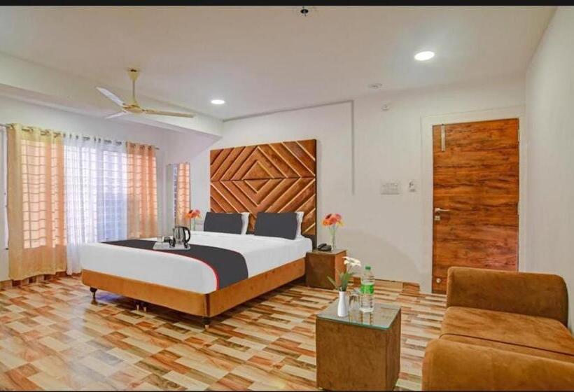 סוויטת סופריור, Western Arc