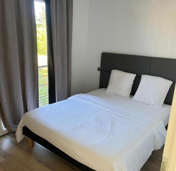 דירת חדר נוף לגינה, Mimosas Résidence