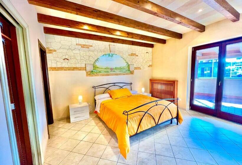 带大床的高级房间, Al Capolinea