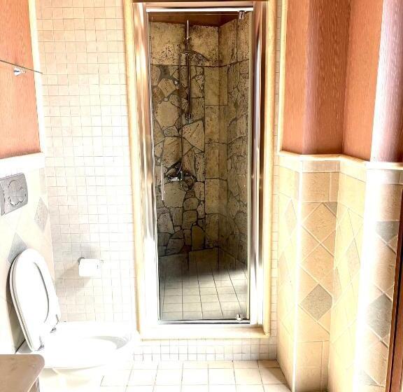 带大床的高级房间, Al Capolinea