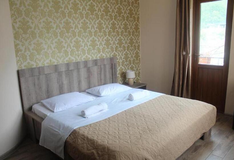 اتاق استاندارد, Deluxe Guest House