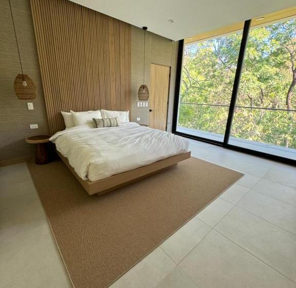 דירת שני חדרים, 2 Bedroom Jungle View Penthouse With Pool & Jacuzzi