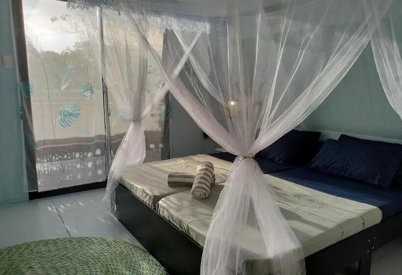اتاق استاندارد با بالکن, Riu Del Mar Hostel