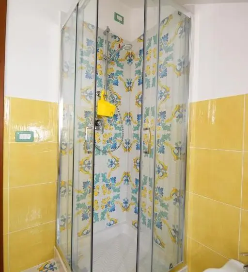 اتاق استاندارد چهار تخته, B&b Il Bivio Sui Sentieri