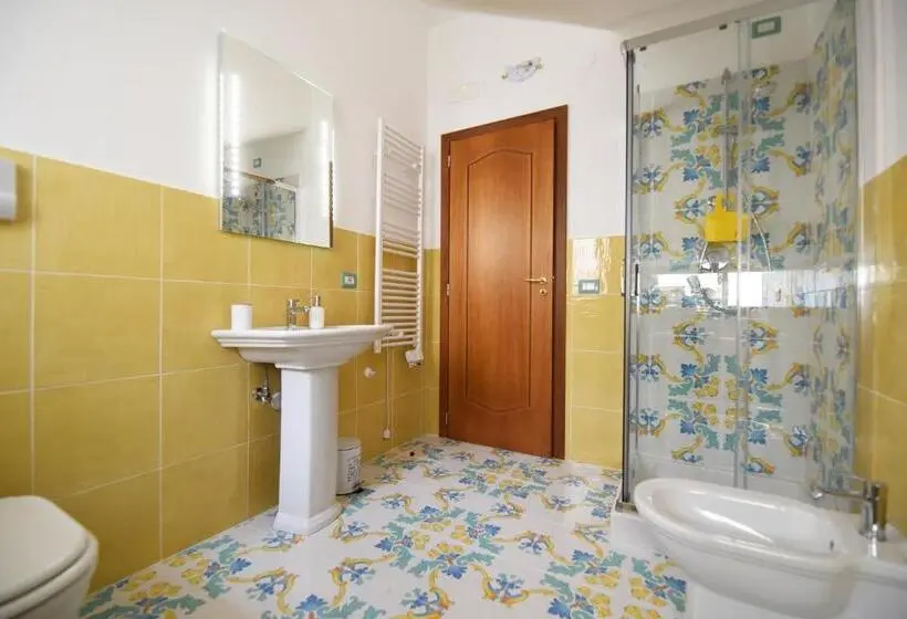 اتاق استاندارد چهار تخته, B&b Il Bivio Sui Sentieri