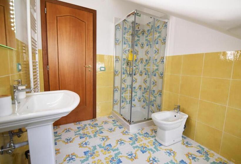 חדר סטנדרט לארבעה, B&b Il Bivio Sui Sentieri