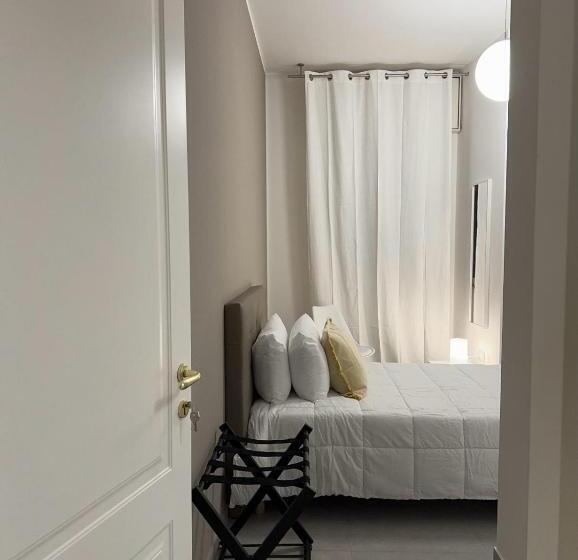 اتاق استاندارد یک نفره, 4th Floor Caserta