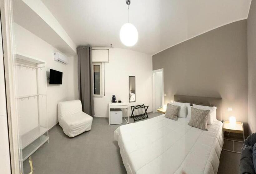 اتاق راحتی سه تخته, 4th Floor Caserta