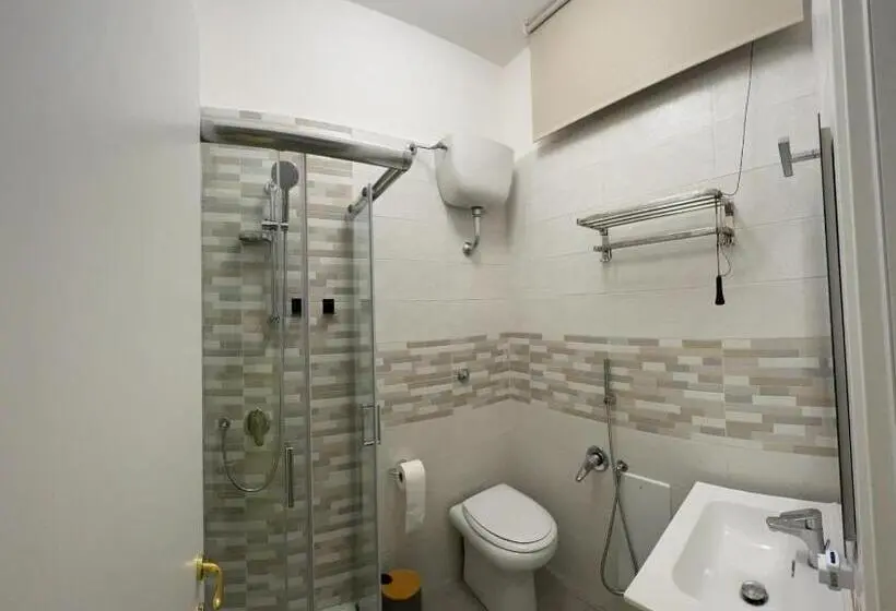 اتاق راحتی سه تخته, 4th Floor Caserta