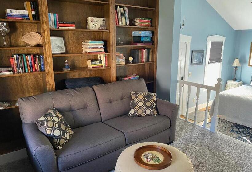 غرفة سوبيريور سرير كينج, Iron Gate Inn