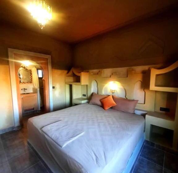 اتاق استاندارد چهار تخته, Riad Dar Marie