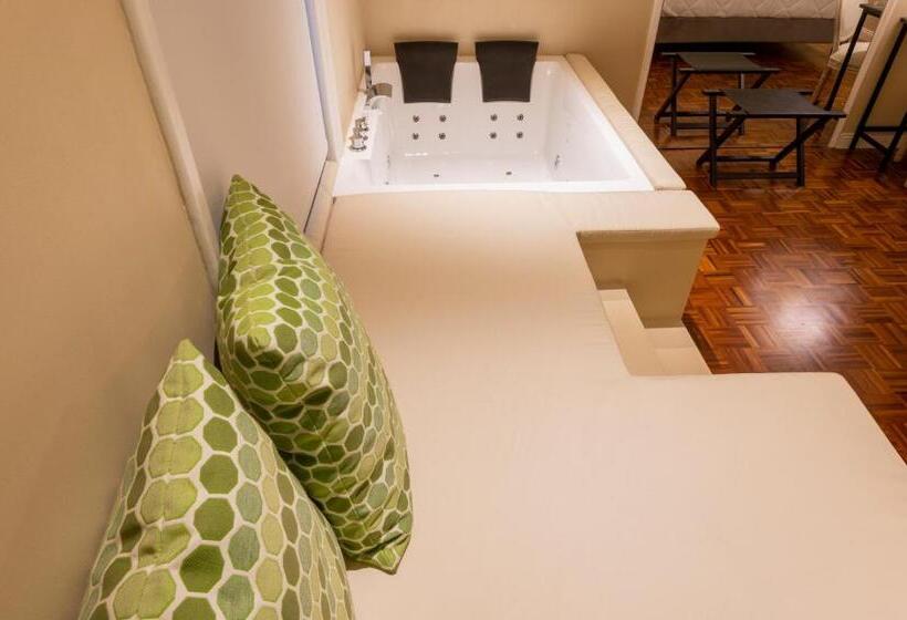 اتاق لوکس, Five Suite