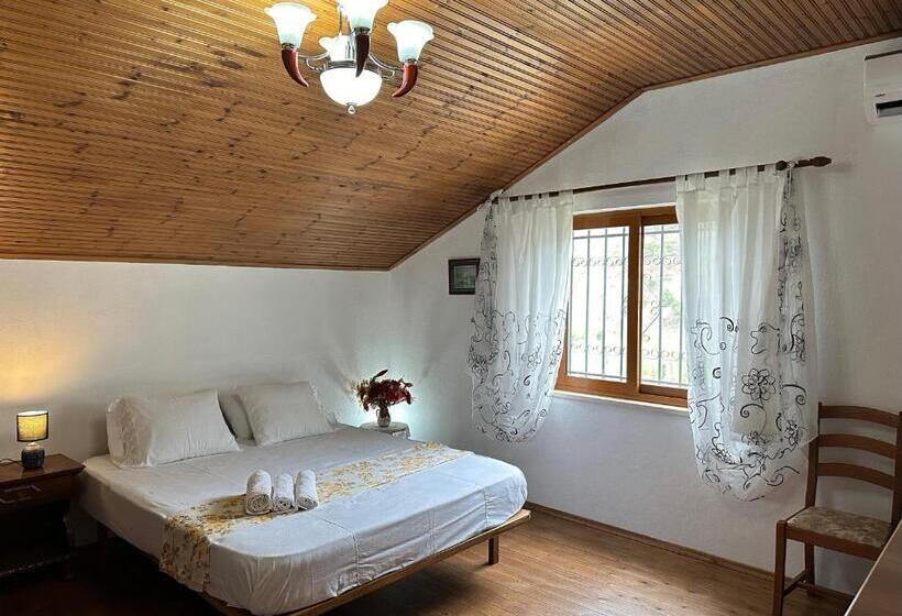 스탠다드 룸 산 전망, Lakeview Escape Koman