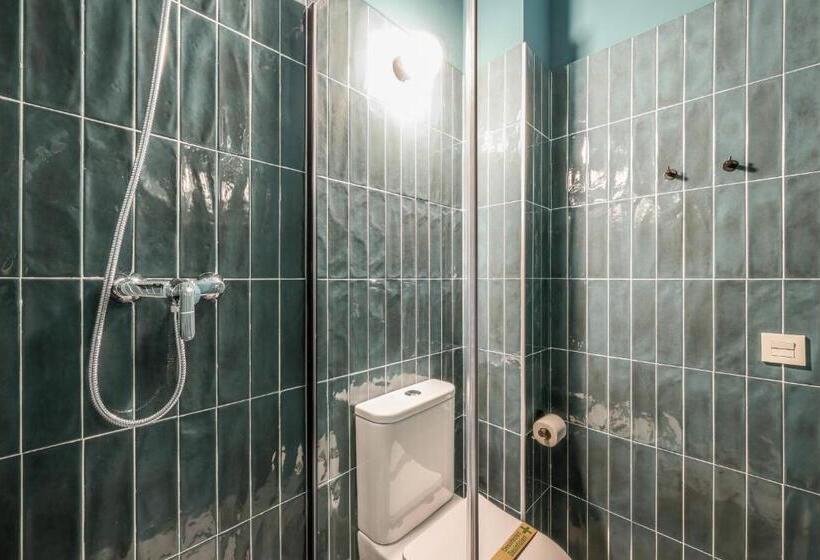 اتاق استاندارد, Madrid Live Coworking Self Service