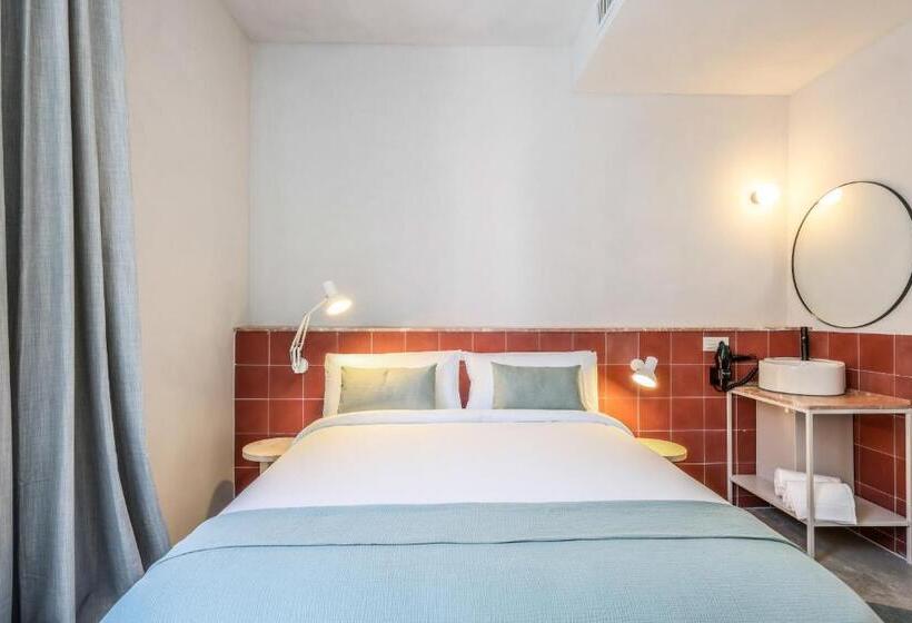 اتاق استاندارد, Madrid Live Coworking Self Service