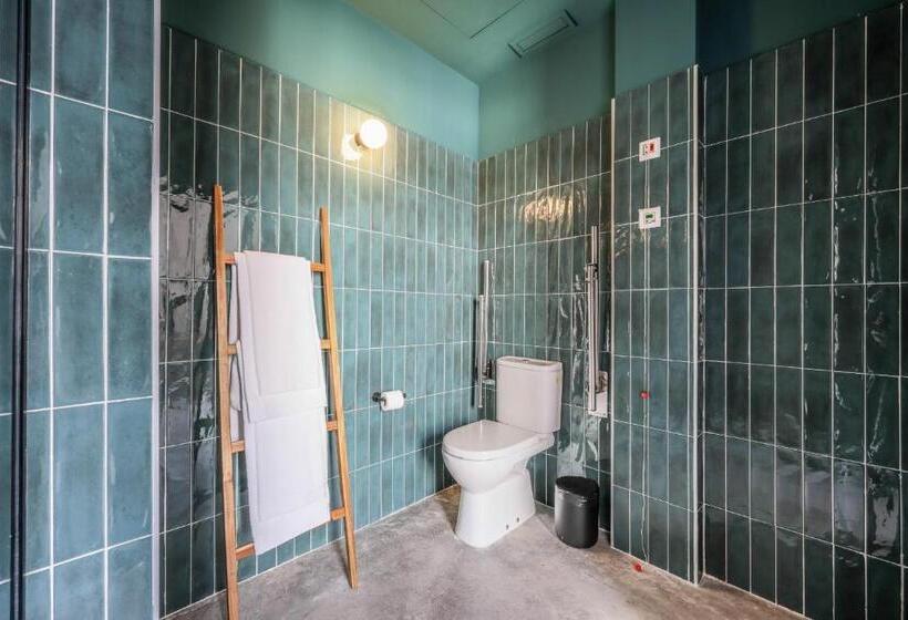 اتاق لوکس, Madrid Live Coworking Self Service