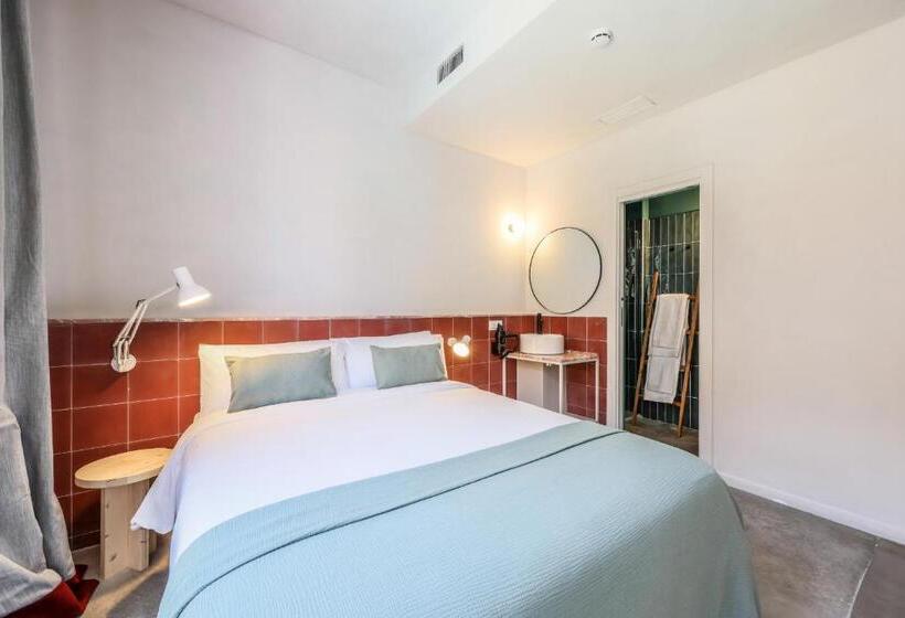 اتاق سوپریور, Madrid Live Coworking Self Service