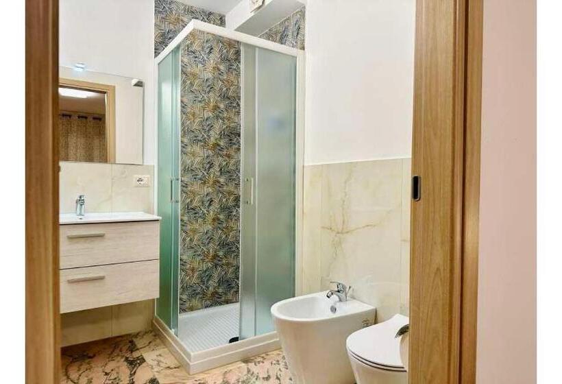 스탠다드 트리플 룸, Unique Rooms In Centro Città Bagno Privato E Climatizzatore