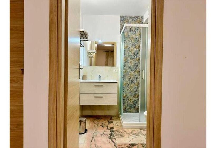 스탠다드 트리플 룸, Unique Rooms In Centro Città Bagno Privato E Climatizzatore