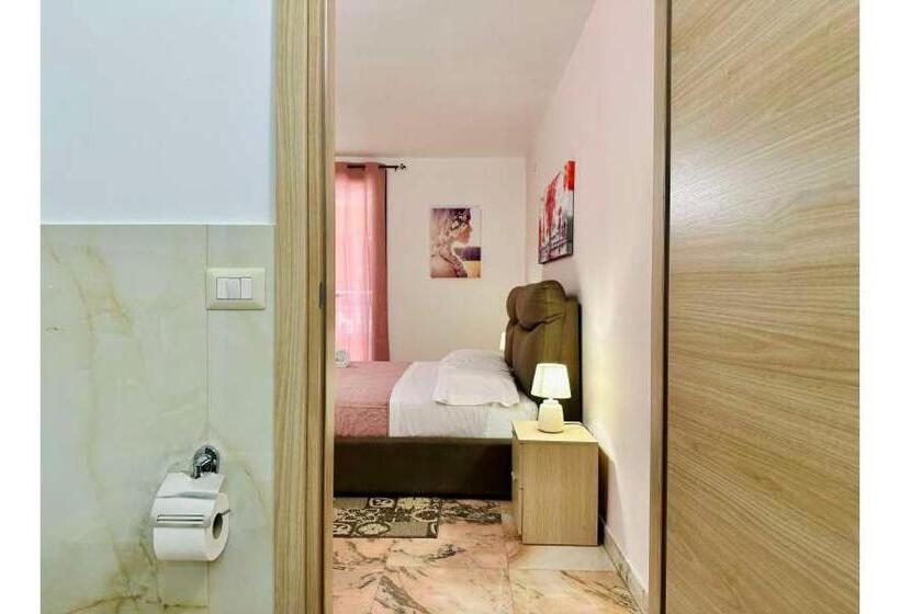 스탠다드 트리플 룸, Unique Rooms In Centro Città Bagno Privato E Climatizzatore