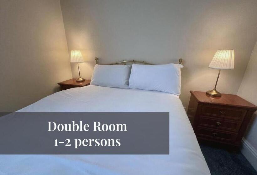 Номер Стандарт Совместная Ванная, Helen S Hotel Near Wembley