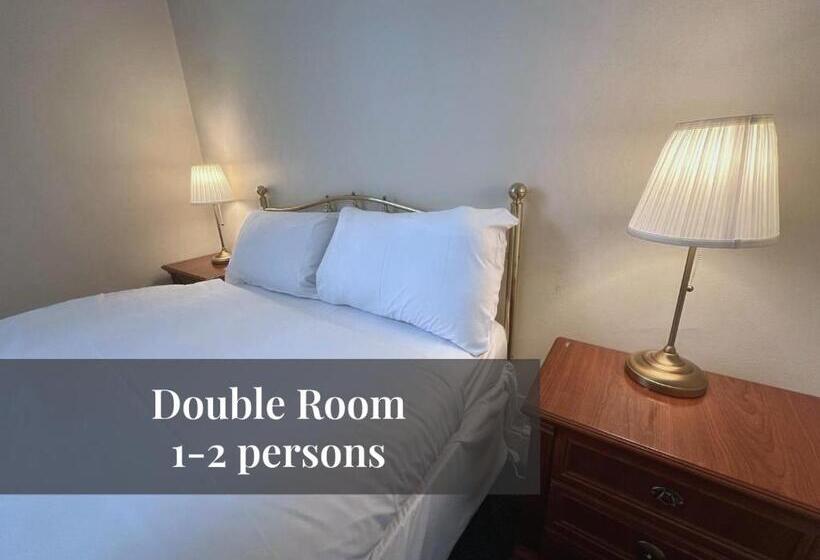 Номер Стандарт Совместная Ванная, Helen S Hotel Near Wembley