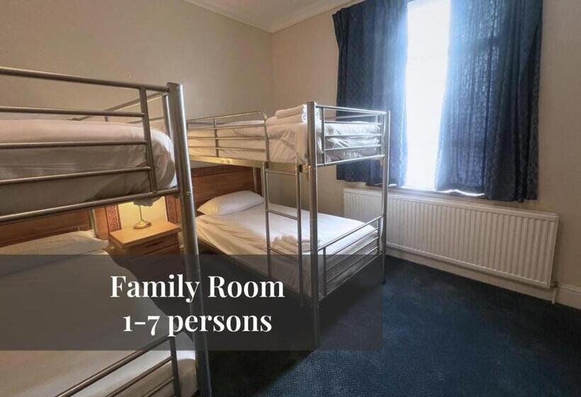 Семейный Номер Совместный Санузел, Helen S Hotel Near Wembley