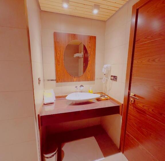 豪华套房, Granada