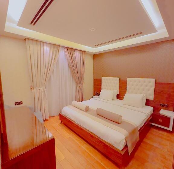 豪华套房, Granada