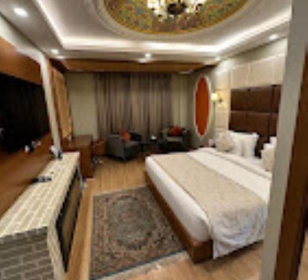 Номер Deluxe, Meerz , Srinagar