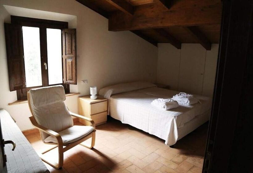 스탠다드 트리플 룸, B&b Ca De Taruffi